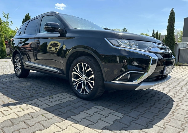 Mitsubishi Outlander cena 84900 przebieg: 100995, rok produkcji 2016 z Tychy małe 46